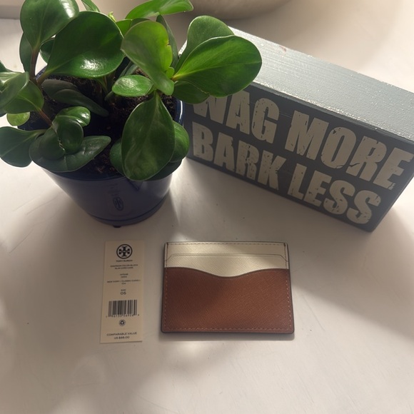 NWT Tory Burch - Picture 3 of 4